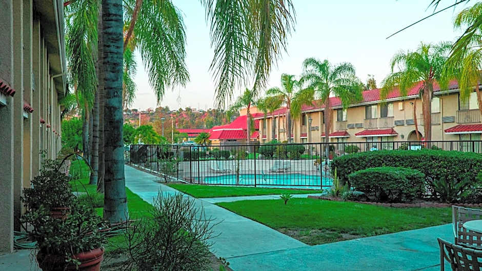 Motel 6 - Anaheim Hills, CA