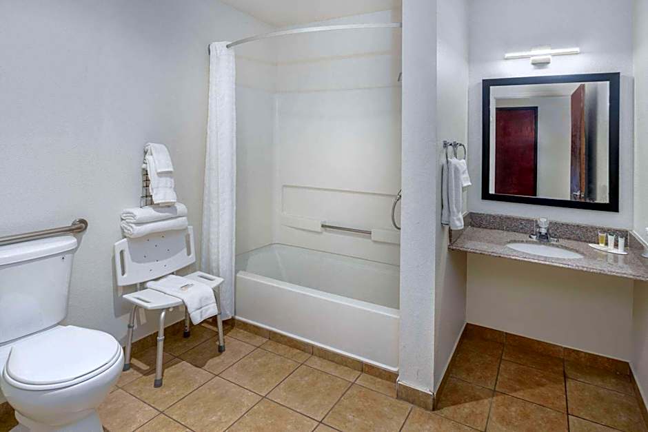 Super 8 by Wyndham Clayton