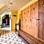 Hotel Selsky Dvur - Bohemian Village Courtyard