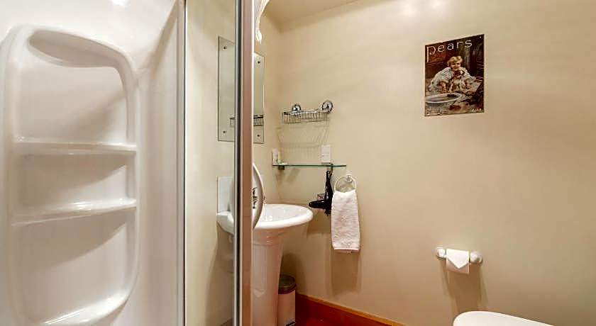 Olde Mill House Bed & Breakfast and Cycle Hire
