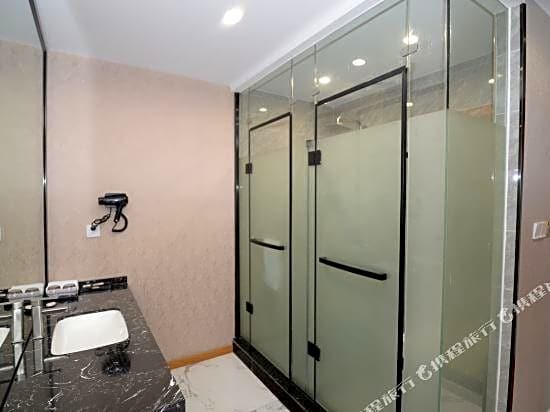 Hanting Hotel (Guangzhou Feixiang Park Metro Station)