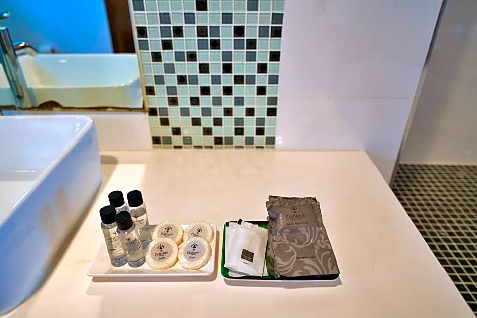 Platinum Hotel and Apartments