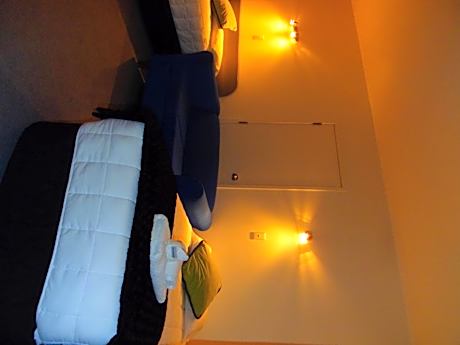 Standard Triple Studio