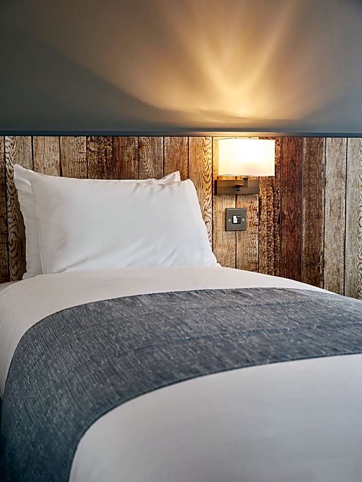 The Churchill By Greene King Inns