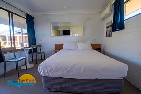 Standard Double Room with Garden View - 1