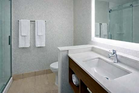 Queen Suite with Two Queen Beds