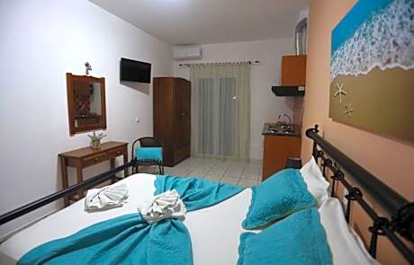Deluxe Double or Twin Room with Sea View