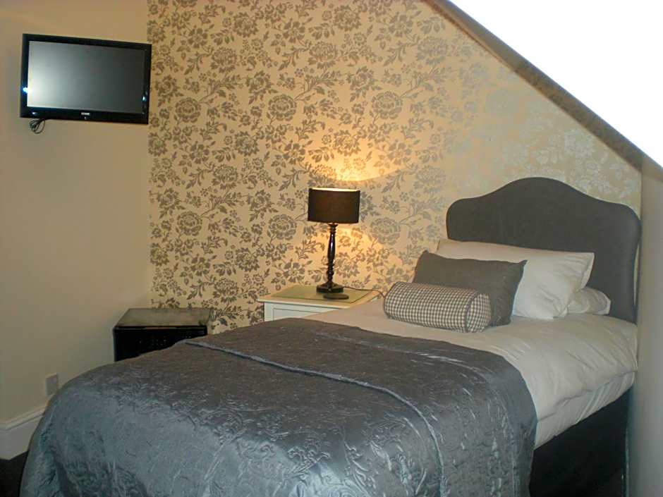 Elmswood Guest House