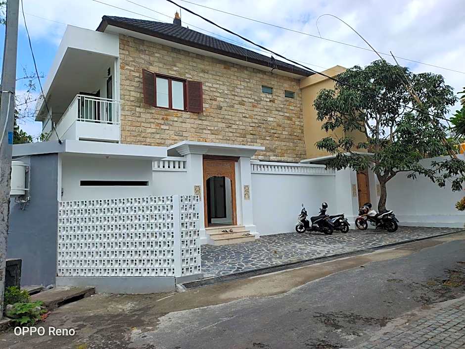 Ozora Tiying Tutul Hostel Canggu