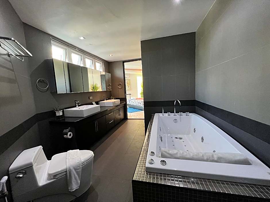 Hollywood Pool Villa Jomtien Beach