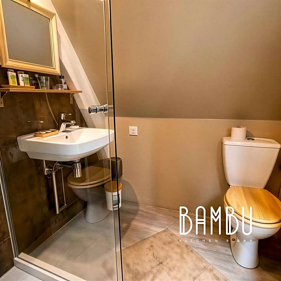 Bambu Kitchen & Bar - Hotel Restaurant