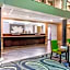 La Quinta Inn & Suites by Wyndham Raleigh Durham International Airport