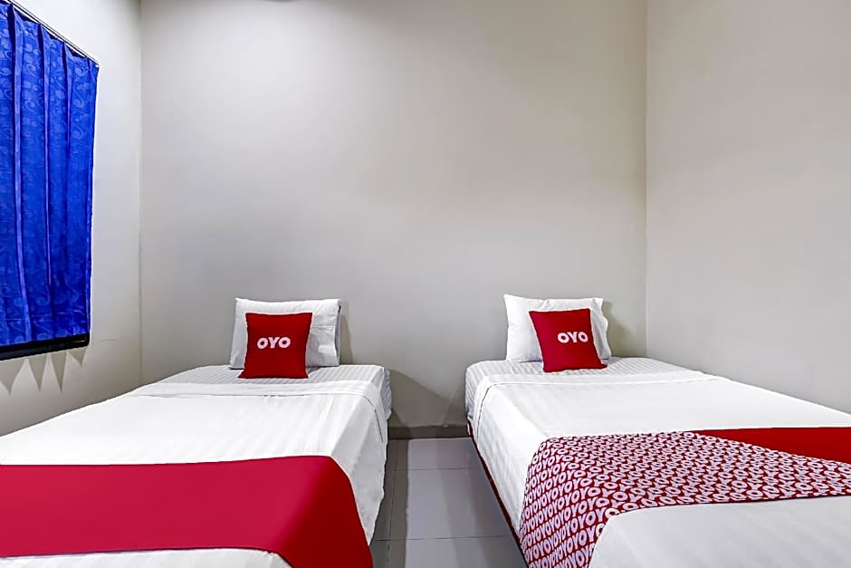OYO 90927 Homestay Tentrem 2