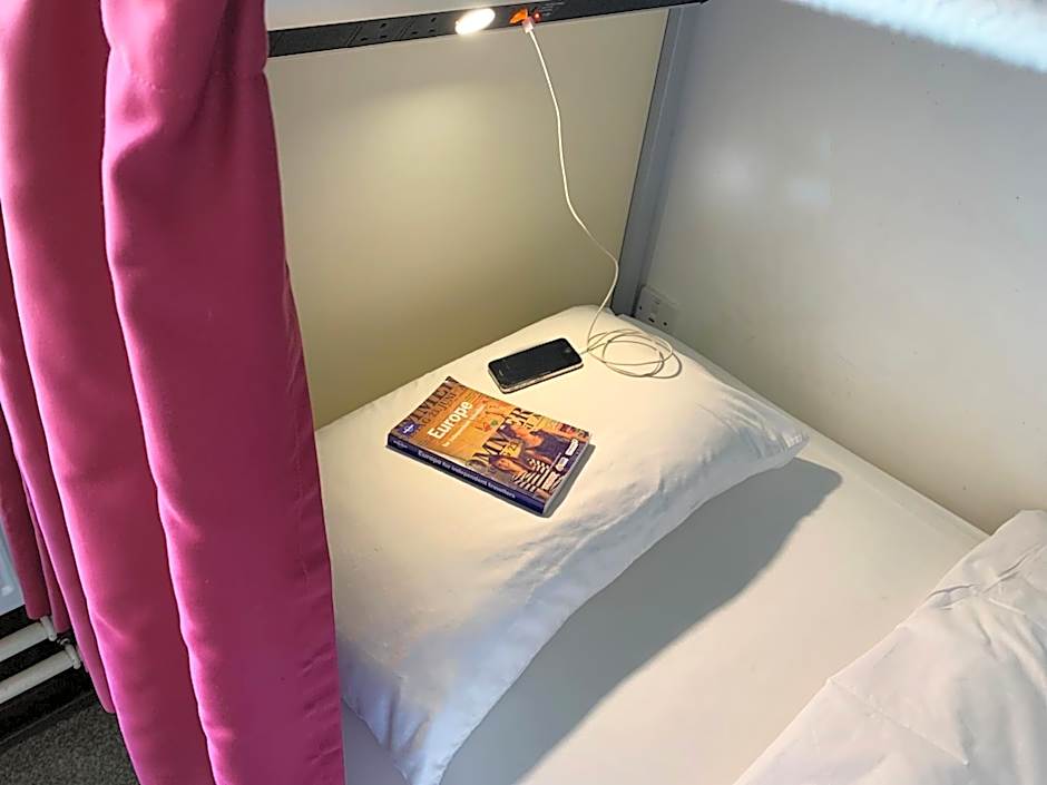 Kinlay Hostel Eyre Square