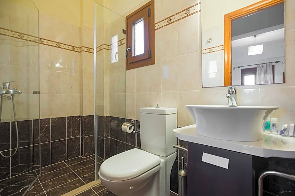 Almiriki Chios Rooms & Apartments