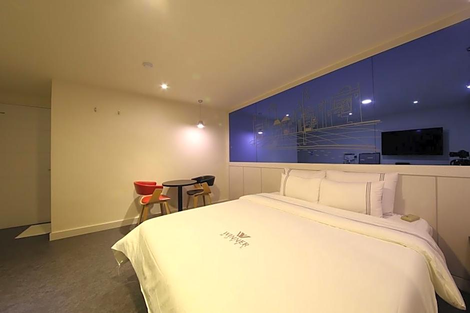 Winner Hotel