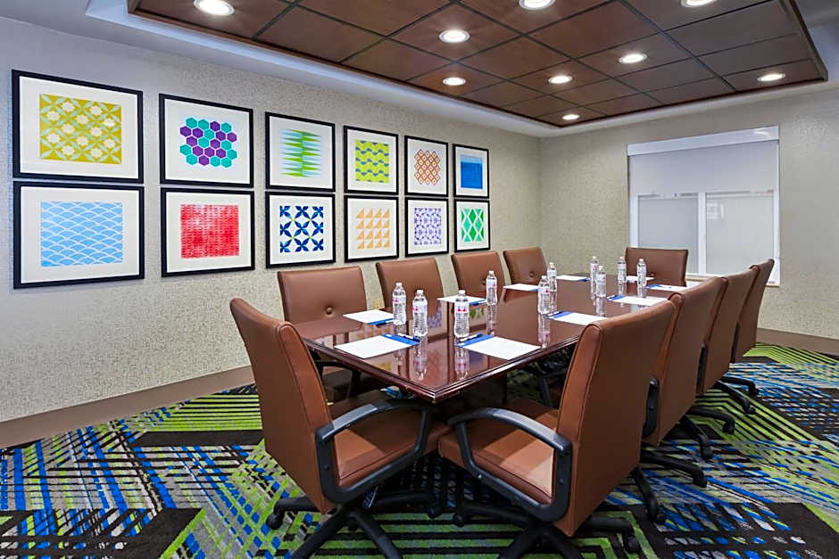 Holiday Inn Express & Suites Dayton South Franklin By IHG