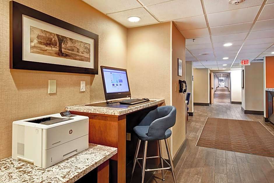 Hampton Inn By Hilton Auburn