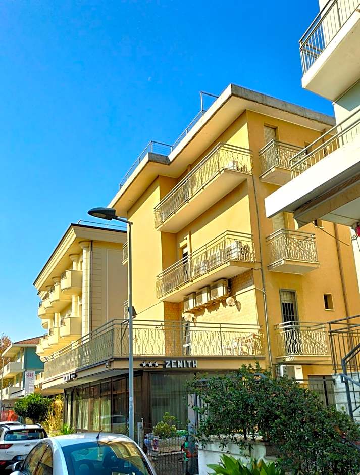 Hotel Zenith