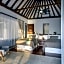 DK Luxury Ocean Front Villa - Adults Only