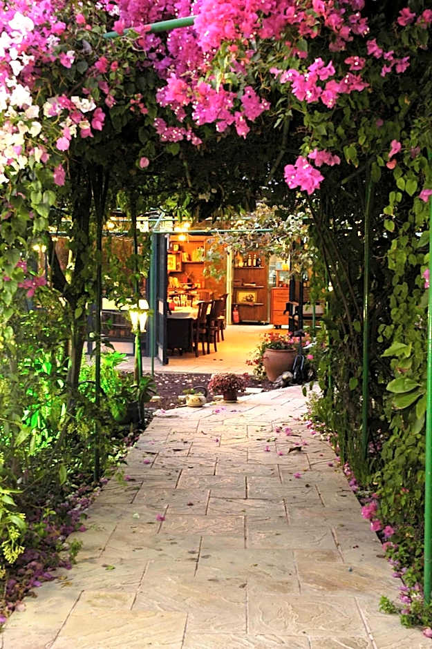 Arbel Guest House Shavit Family