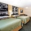 Super 8 by Wyndham Ottawa Starved Rock