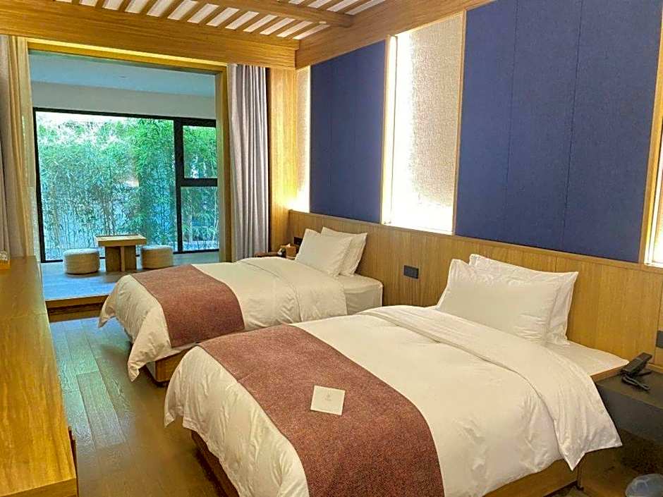 Blossom House Bazhong Enyang Micang Dao