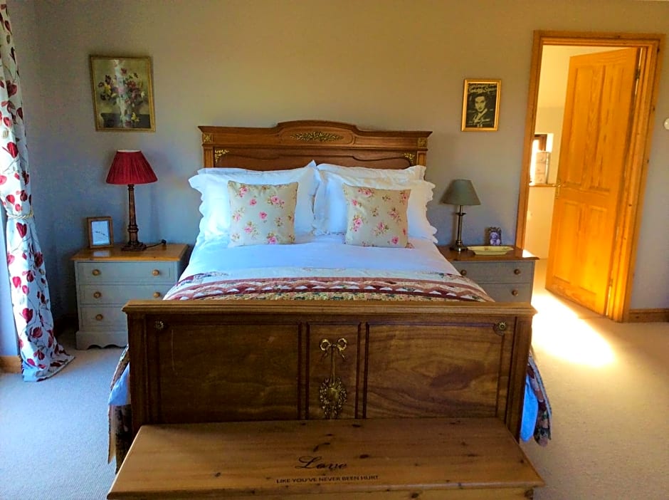 Bosvean House Bed & Breakfast