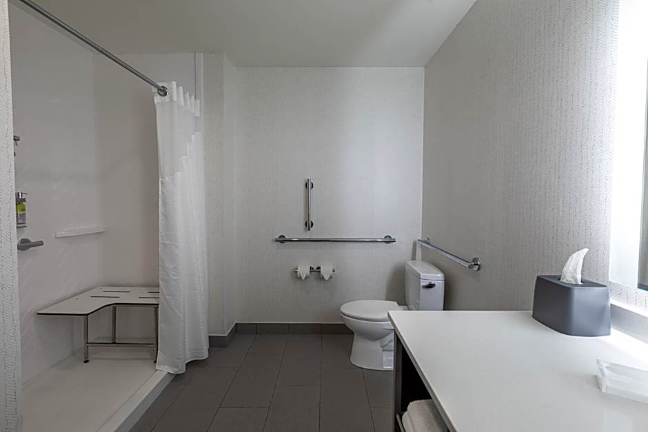 Holiday Inn Greenville - Woodruff Road By IHG