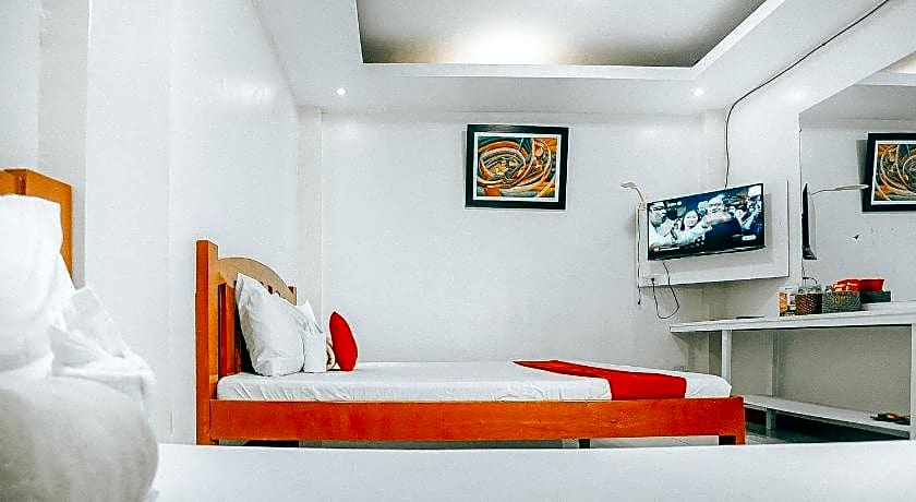 RedDoorz @ S & L Apartelle Daraga Albay