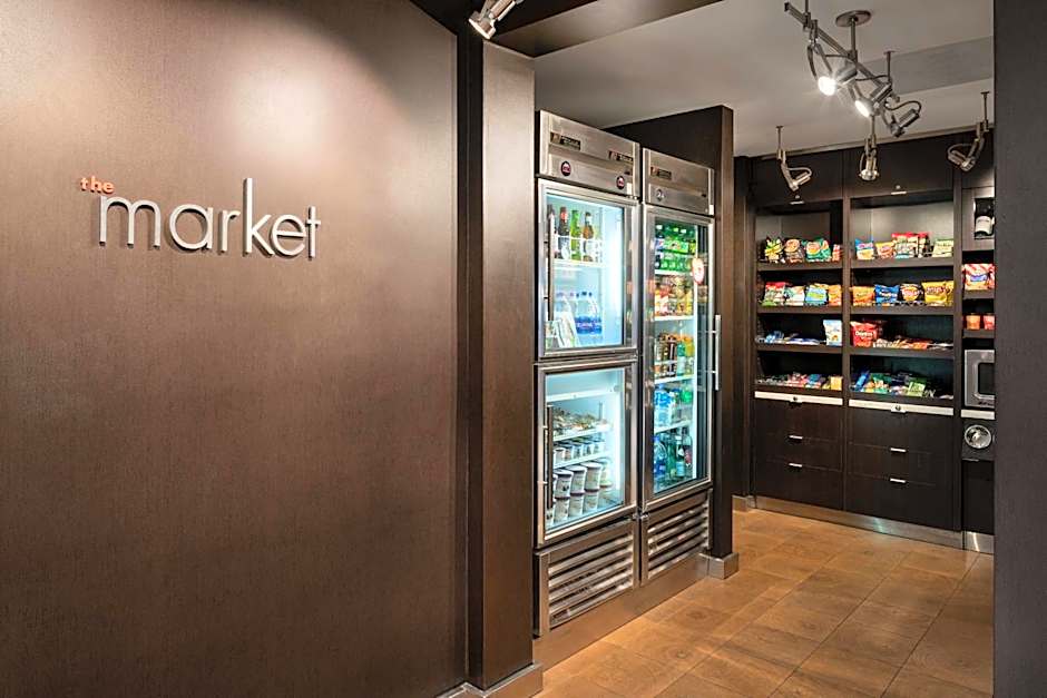 Courtyard by Marriott Las Vegas Convention Center