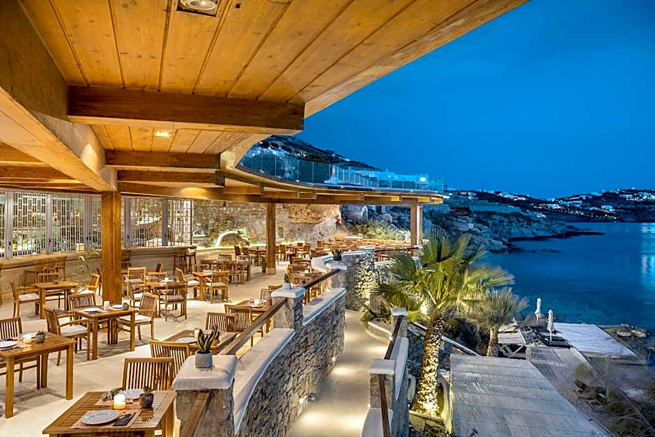 Saint John Hotel Villas & Spa