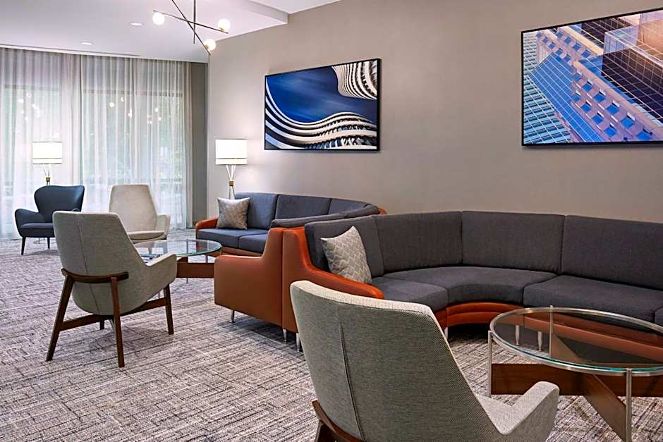 Courtyard by Marriott Hamilton