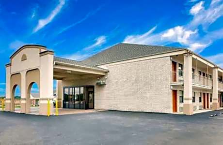 Motel 6 Morrilton, AR