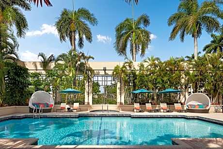 Boca Raton Marriott At Boca Center