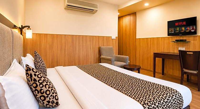 Royal Palm - Hotel Near Udaipur Railway Station