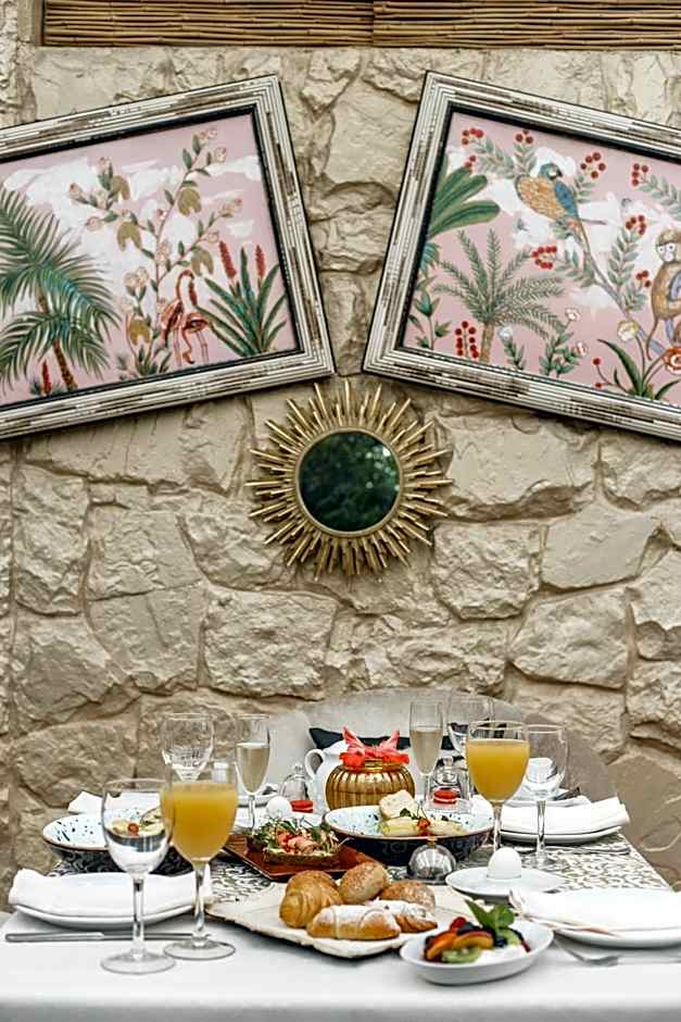 Nadiya Hotel