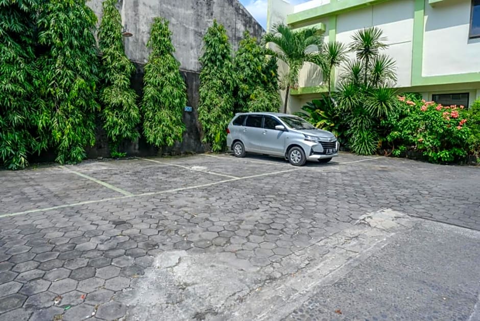 RedDoorz @ Hotel Sartika Yogyakarta