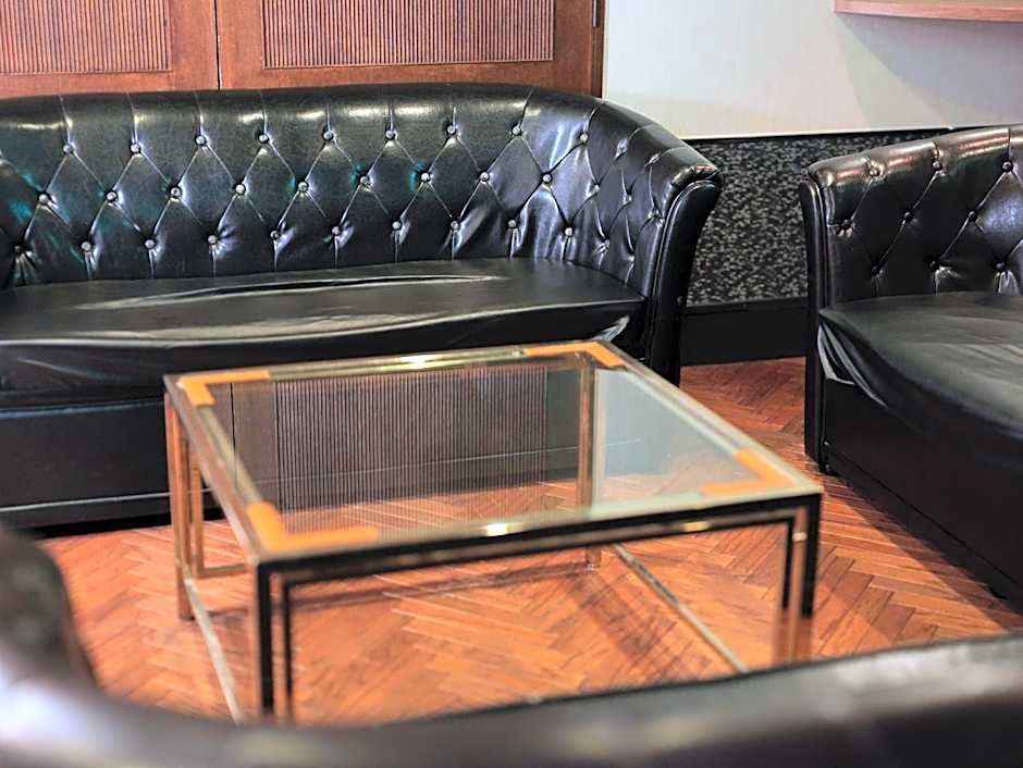 GLAMROSE -Adult Only Motel-