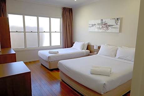 Queen or Twin Room