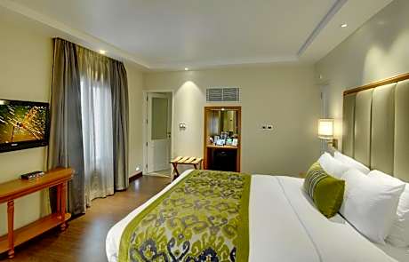 Premier Room