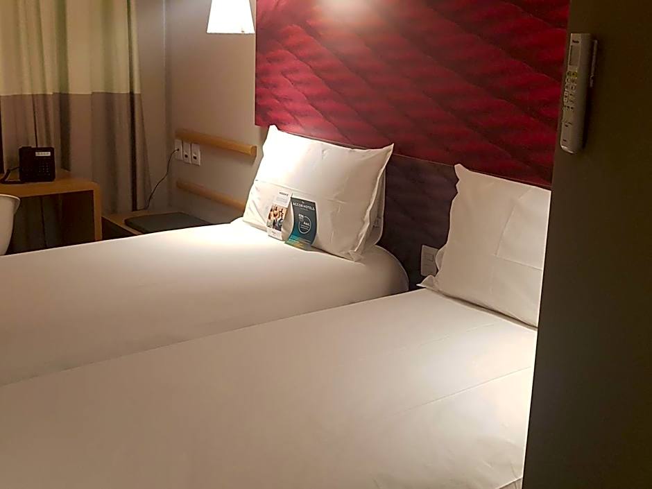 IBIS Carlos Barbosa