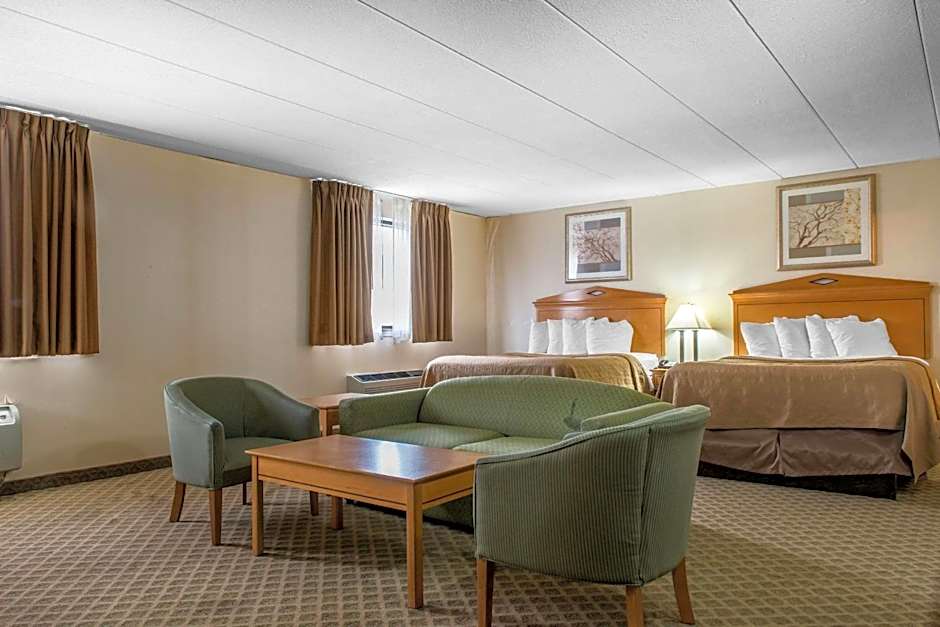 Quality Inn & Suites Fairview - Erie