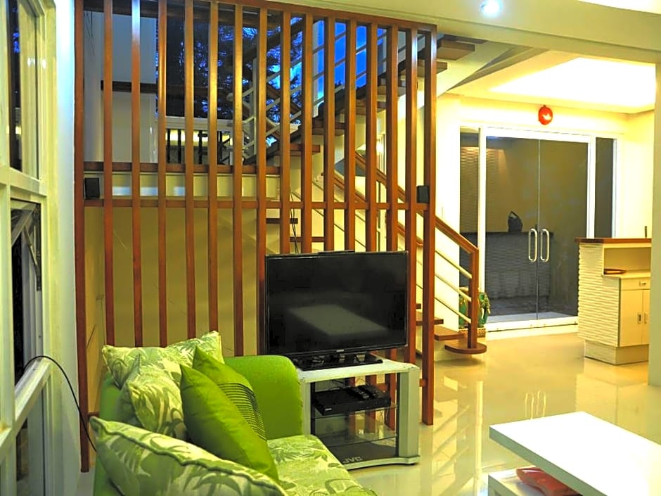 Greenspace Palawan Hotel