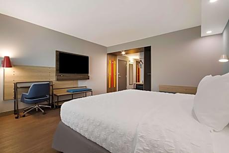 King Room with Walk-In Shower