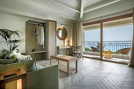 Sea View Suite