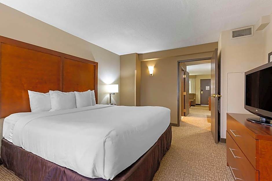 Comfort Suites Near Potomac Mills