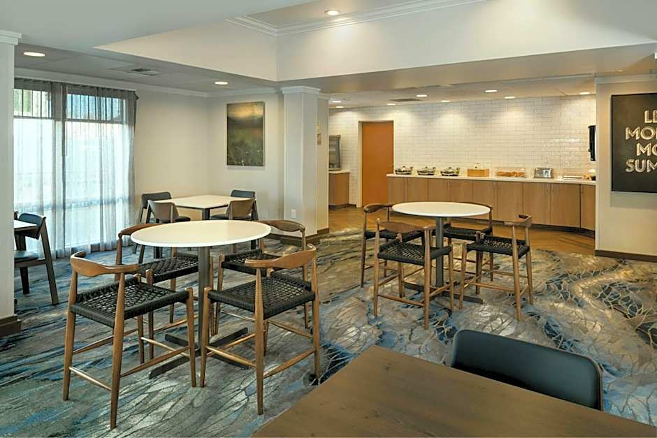 Fairfield Inn & Suites by Marriott Anchorage Midtown