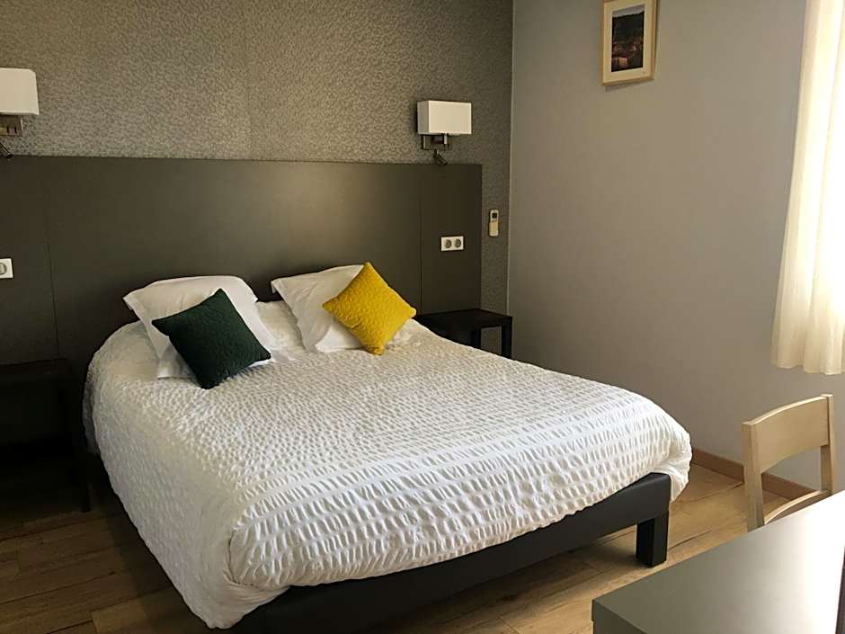 LOGIS HÔTEL RESTAURANT SPA Les BALCONS DE L'ESPERANCE