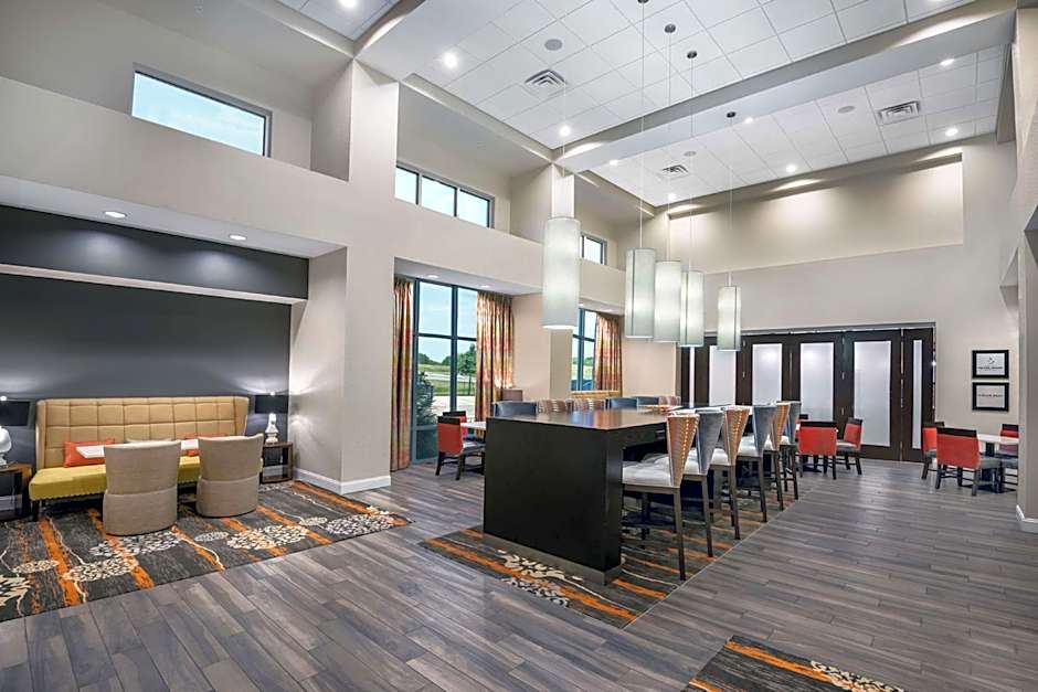 Hampton Inn By Hilton & Suites San Antonio Brooks City Base, TX